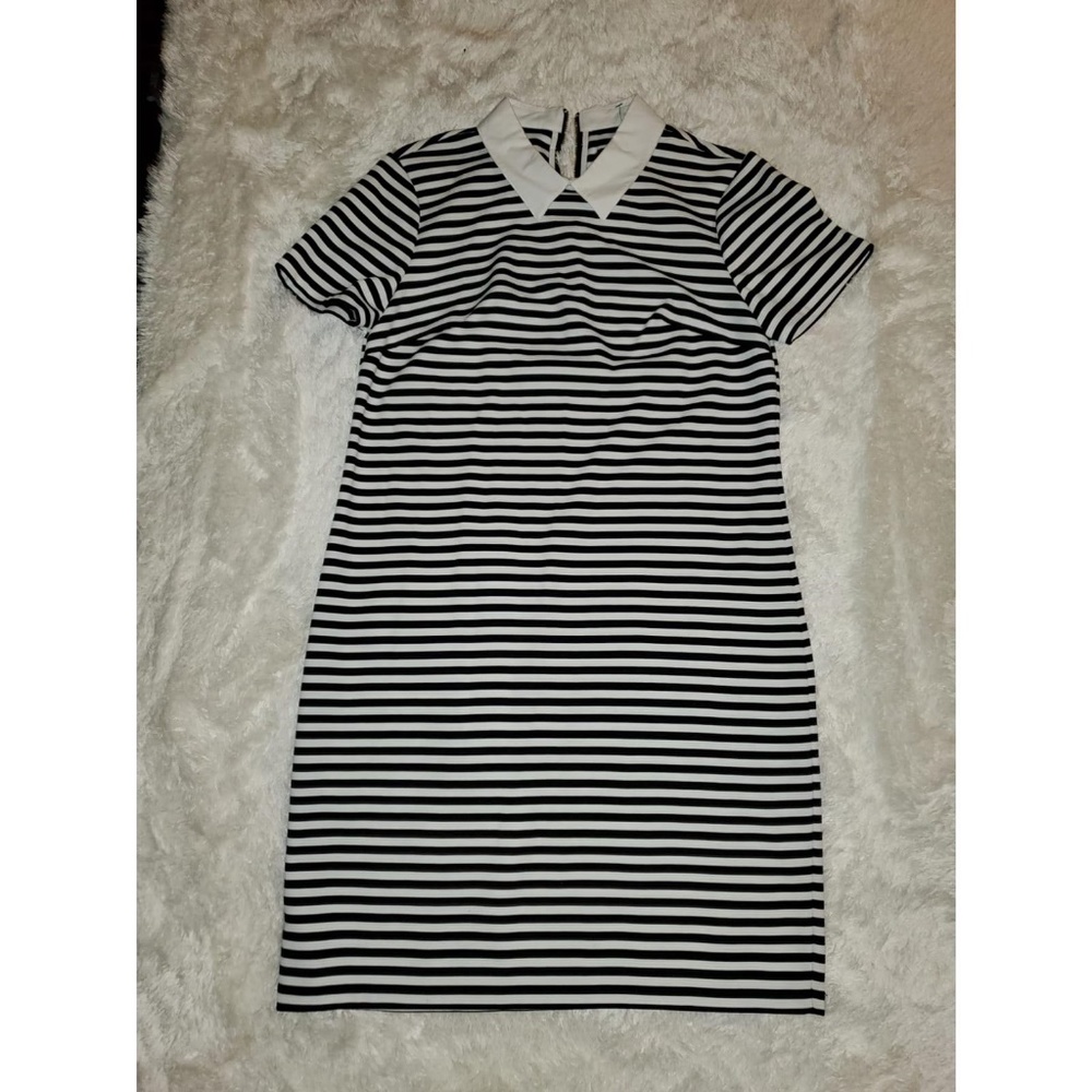 Tommy Hilfiger women dress size 8 (EUC)